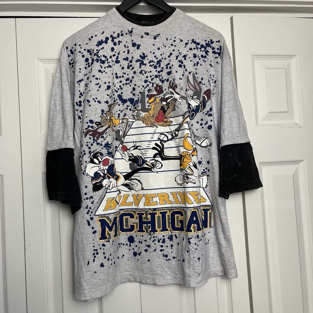 Vintage 90s University of Michigan Wolverines Looney Tunes Splatter Shirt Large